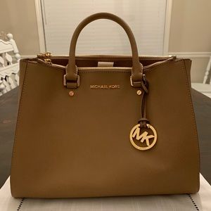Michael Kors large purse
